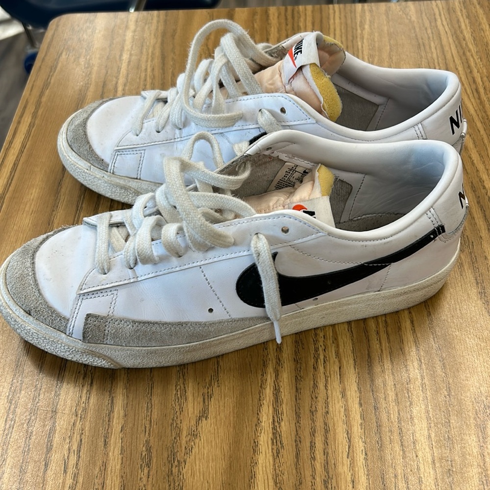 Nike Blazers low. Mens 9.5. Good condition. No smell.